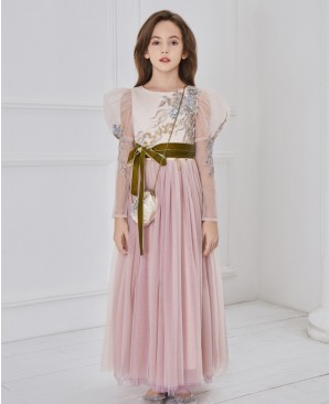 粉色长袖蕾丝刺绣细节连衣裙公主裙