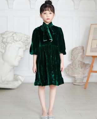 祖母绿金丝绒泡泡袖连衣裙