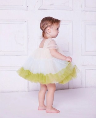 杏色淡蓝色拼接绿色网纱三色婴儿公主裙礼服裙