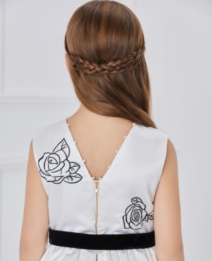 白色缎面黑色花朵刺绣短连衣裙公主裙